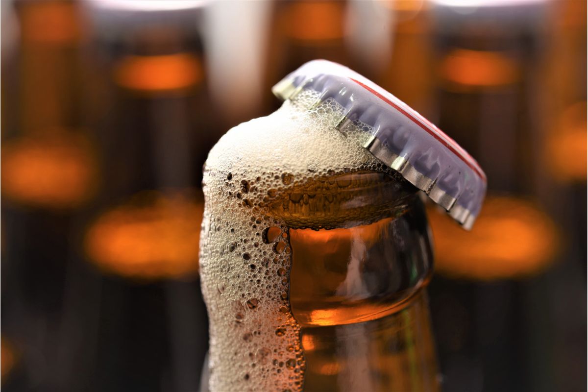 How Long Does Bottled Beer Last (1)